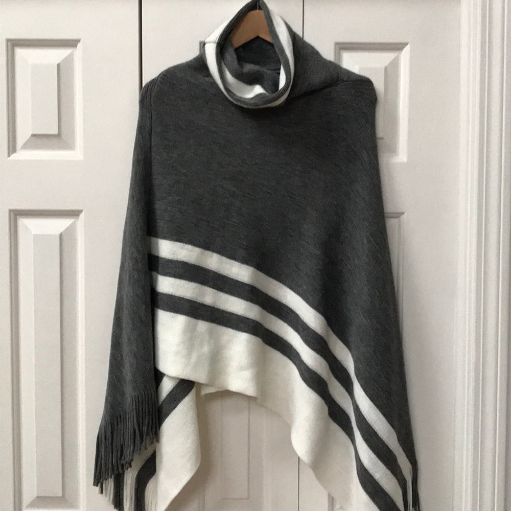 NWT Ann Taylor LOFT Striped Poncho